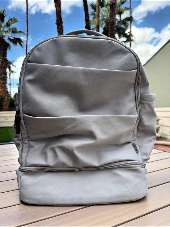Away Handbags - Away Double Diaper Backpack in Gray Like New